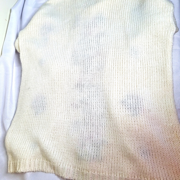 Bobbie Brooks hand knitted, cottage core, granny core 55% Ramie sweater. - Picture 3 of 6